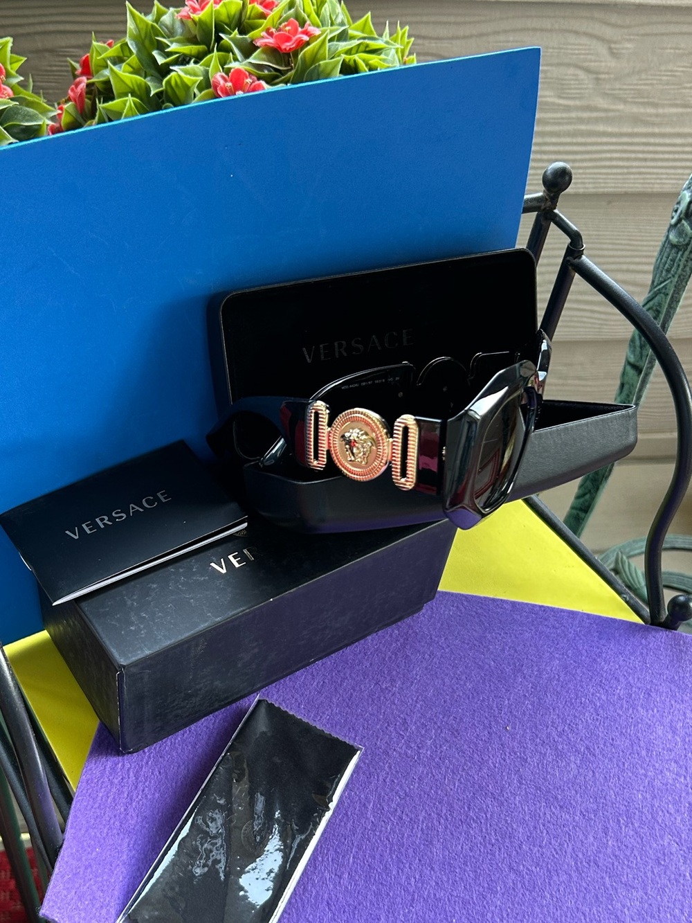 VERSACE Authentic (NWT) Gold Side Medusa Sunglasses  - Unisex